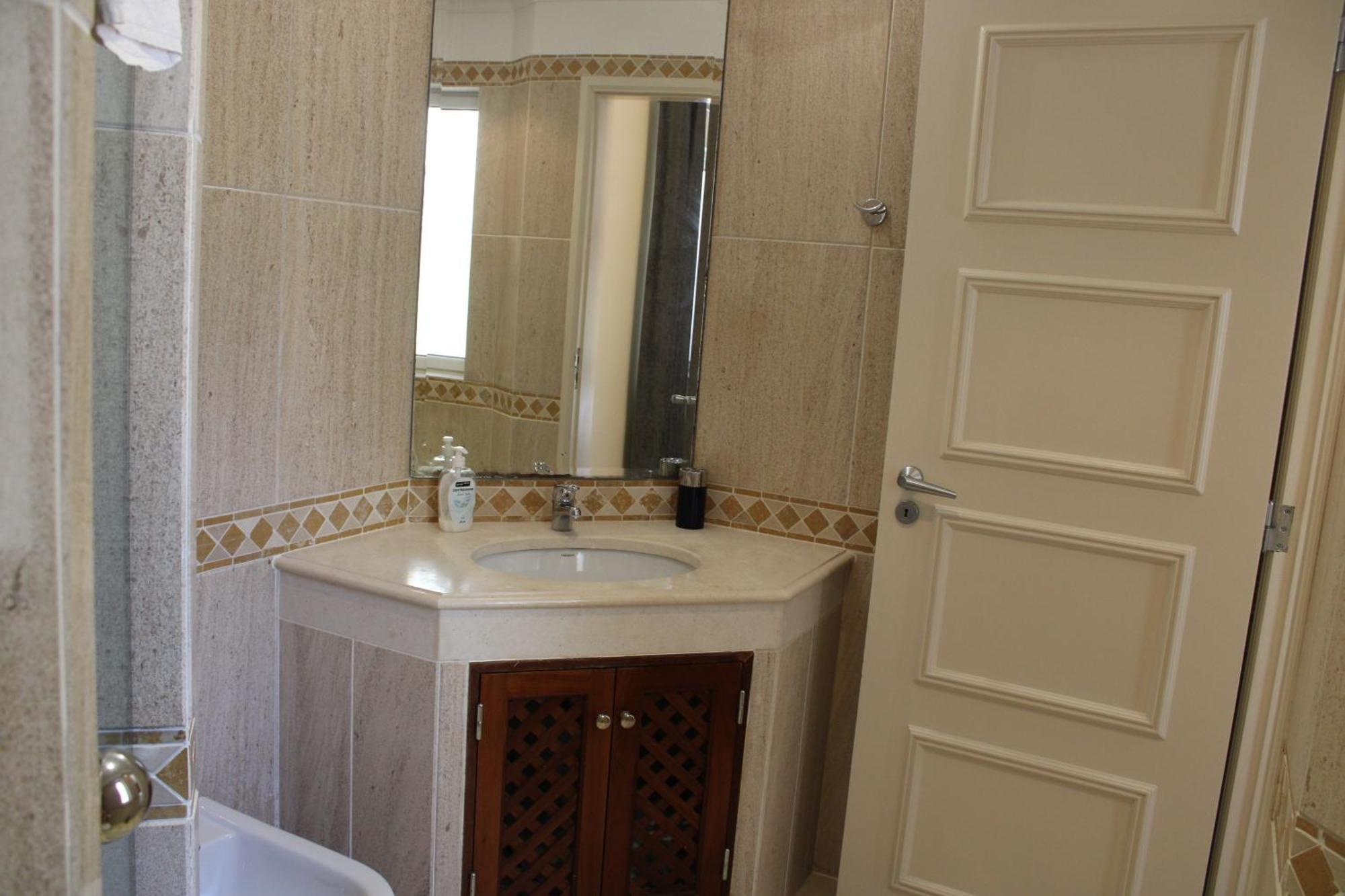 Luxury 2 Bedroom Apartment With Private Garden Almancil Exterior foto