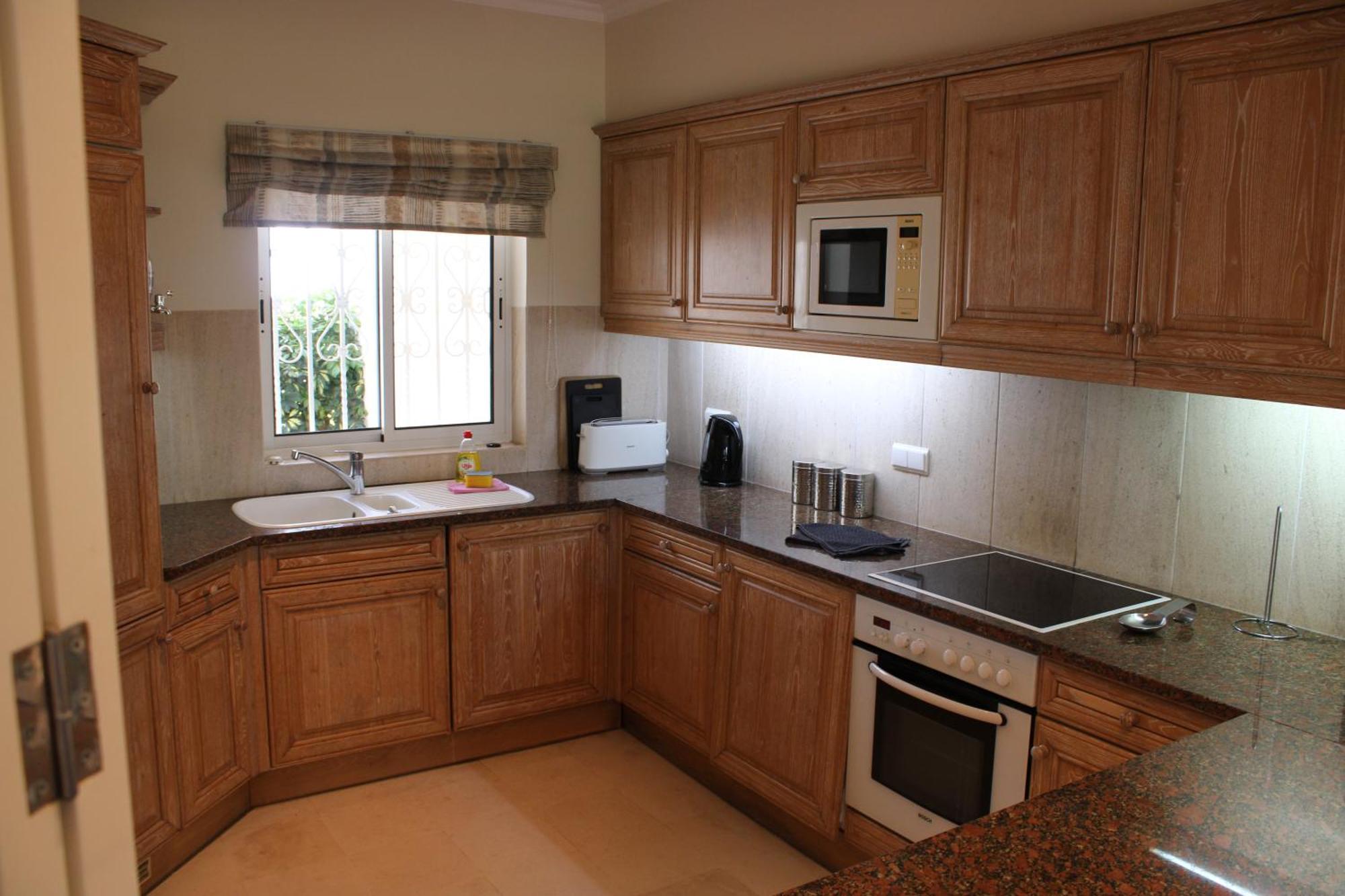 Luxury 2 Bedroom Apartment With Private Garden Almancil Exterior foto