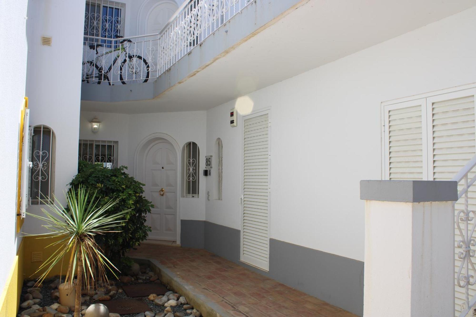 Luxury 2 Bedroom Apartment With Private Garden Almancil Exterior foto